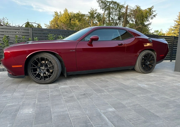 Dodge Challenger cena 133000 przebieg: 63581, rok produkcji 2017 z Łódź małe 121